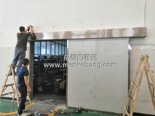 成都廠房自動感應(yīng)門案例,廠房不銹鋼自動門案例,廠房刷卡門禁自動門案例