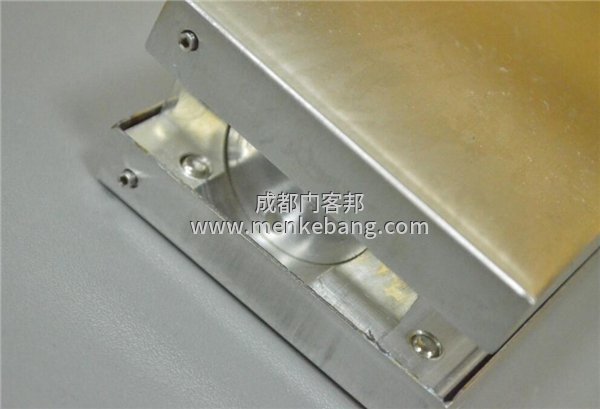 玻璃門地彈簧調(diào)整